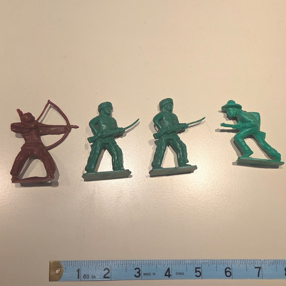 Vintage‎ TIM-MEE Toy Soldier Action Figures Native American Cowboy Lot AS IS